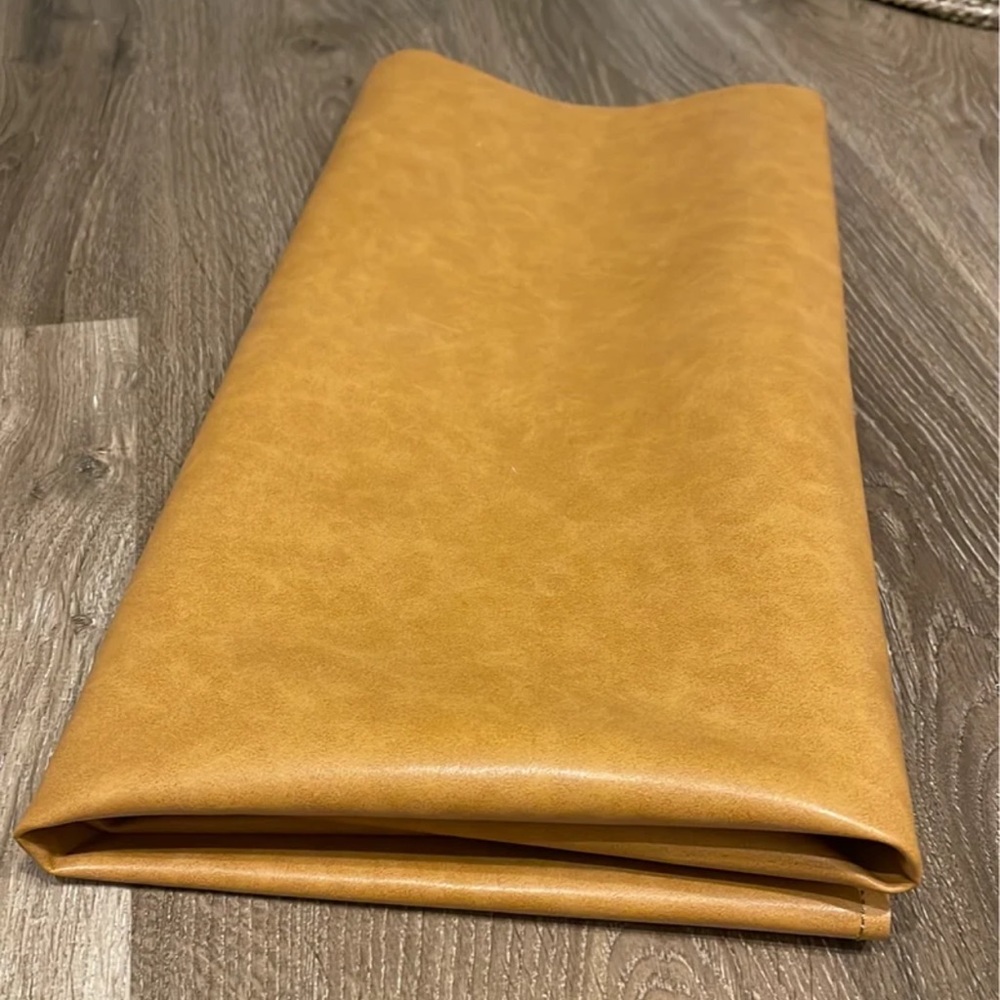 Cognac Leather Mat - Picture 1 of 2